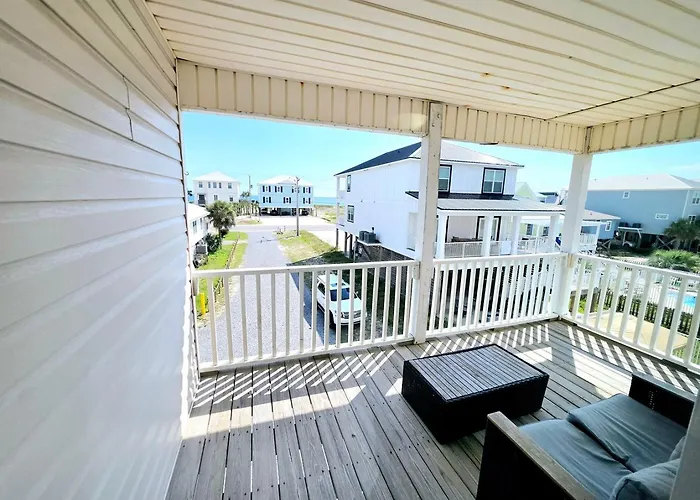 Country house Pirates Hideaway Dog Friendly 3br 1 Block To Gulf Shores